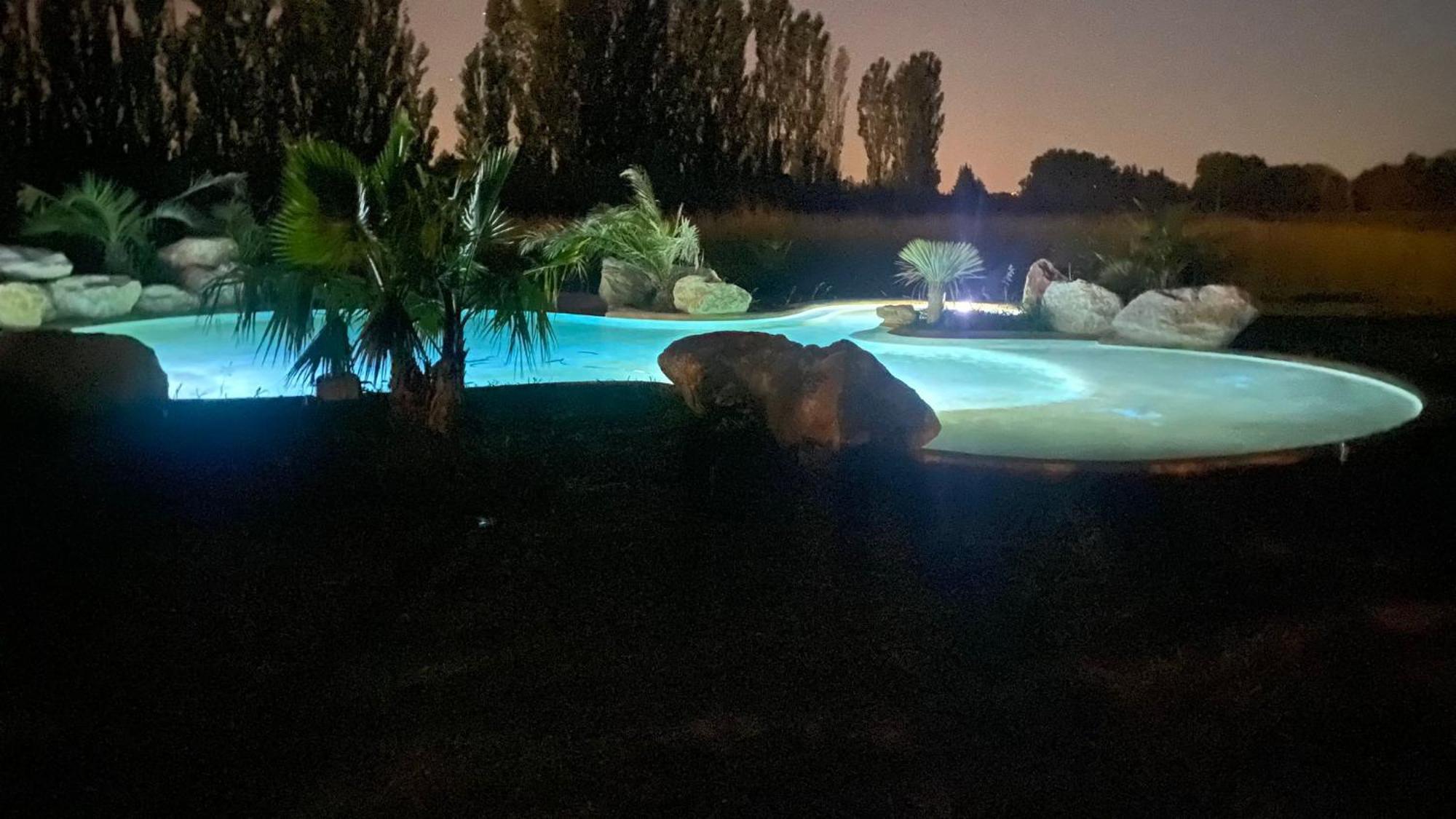 Le Mas Des Cerisiers Jacuzzi Et Sauna Inclus Pour Tous Les Logements Avignon Exterior photo