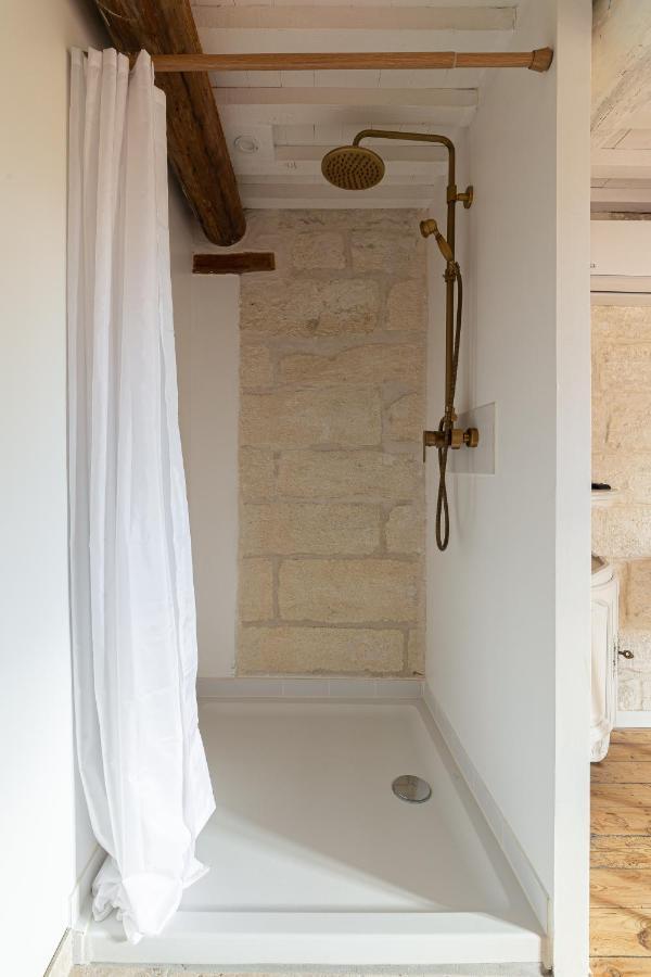 Le Mas Des Cerisiers Jacuzzi Et Sauna Inclus Pour Tous Les Logements Avignon Exterior photo